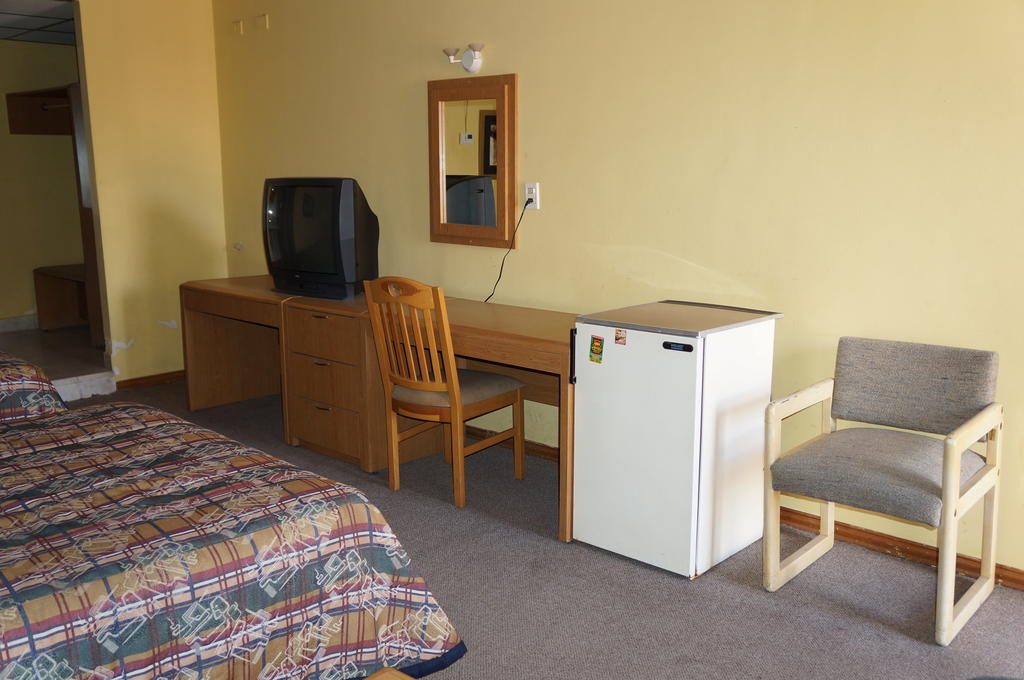 Maria Luisa Inn & Suites Juarez  Værelse billede