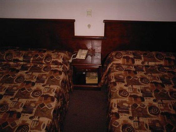Maria Luisa Inn & Suites Juarez  Værelse billede