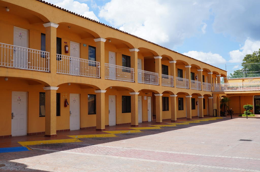 Maria Luisa Inn & Suites Juarez  Eksteriør billede